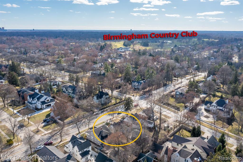 850 W LINCOLN Street, Birmingham, MI 48009 — Photo 39
