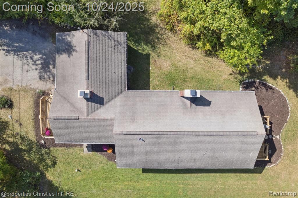 4066 Green Lake Road, West Bloomfield, MI 48324 — Photo 48