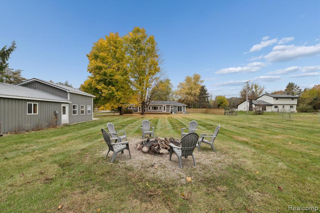 5100 Oak Hill Road, Clarkston, MI 48348 — Photo 39