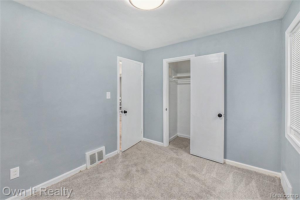 11712 BEAVERLAND, Redford, MI 48239 — Photo 12