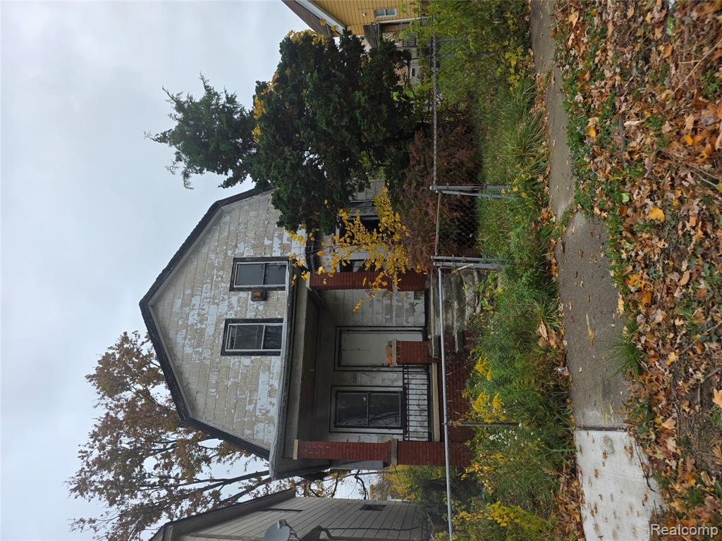 5852 Rohns Street, Detroit, MI 48213 — Photo 2
