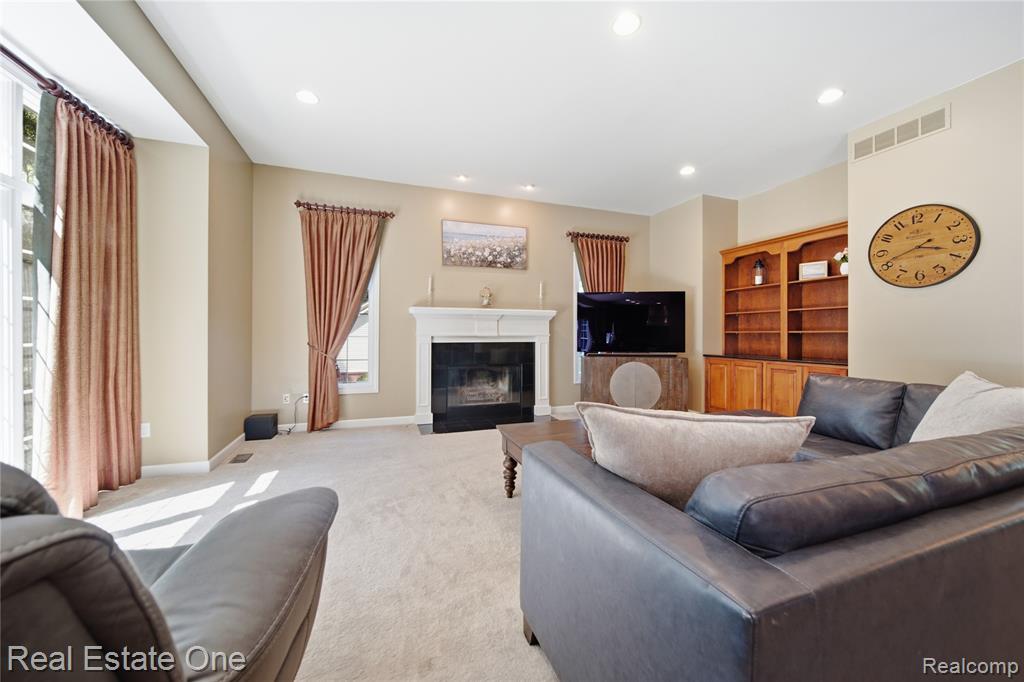 472 Timbermill Lane, Howell, MI 48843 — Photo 11
