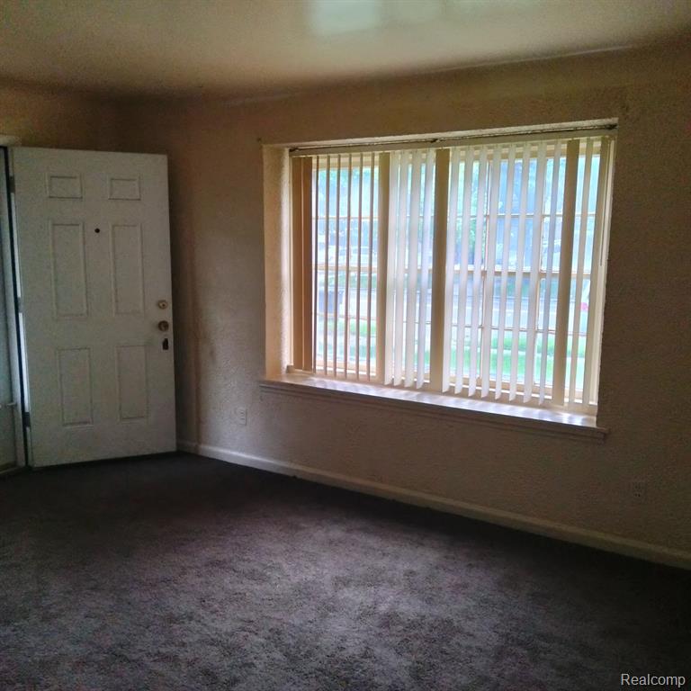 19207 MEYERS Road - Photo 3