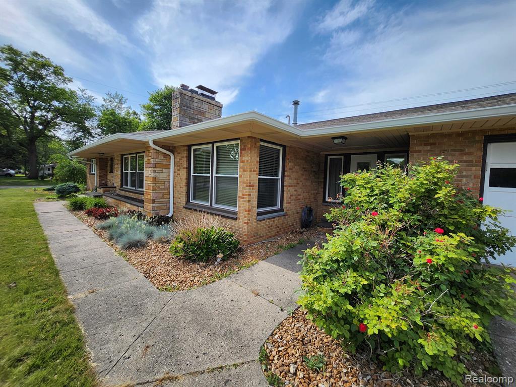 134 SUNVIEW Drive, St. Charles, MI 48655 — Photo 5