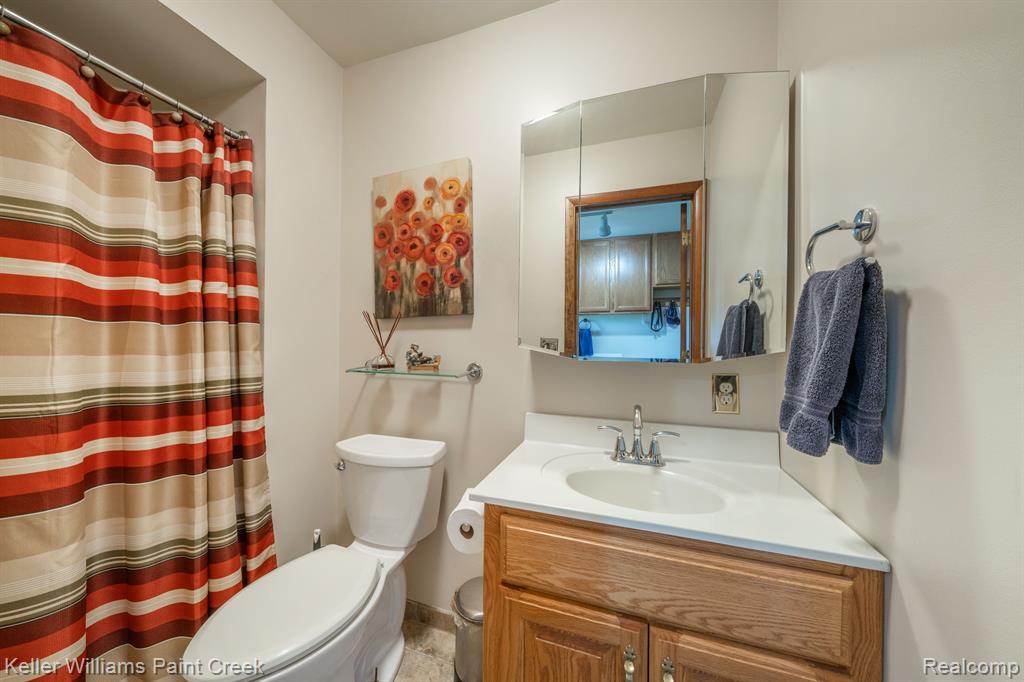 9594 MARQUETTE Road, Wales, MI — Photo 26