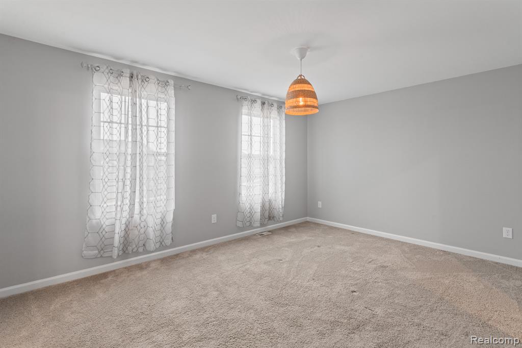 7193 PRIMROSE Lane, Grand Blanc, MI 48439 — Photo 23
