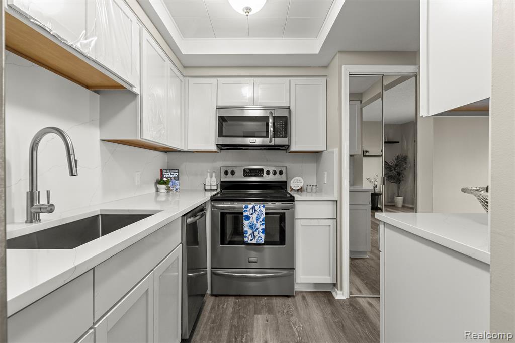 19767 Hayes Court, Northville, MI 48167 — Photo 18