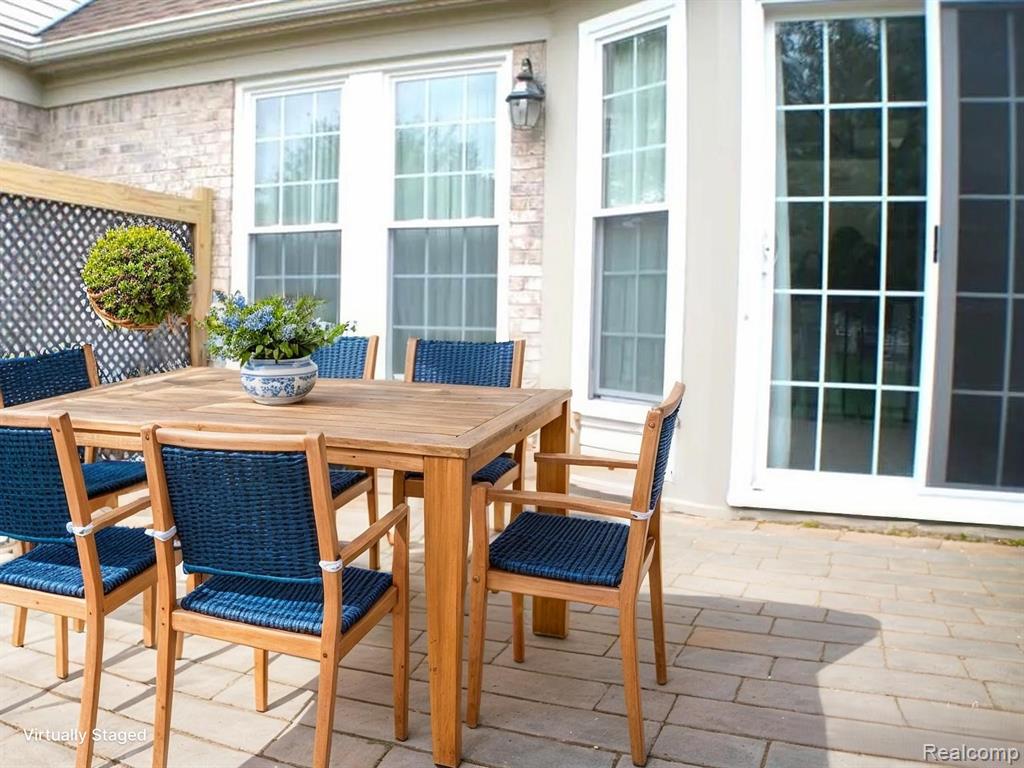 4439 HUNTERS Circle W, Canton, MI 48188 — Photo 24