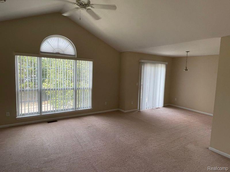 45538 WARWICK Drive, Macomb, MI 48044 — Photo 3