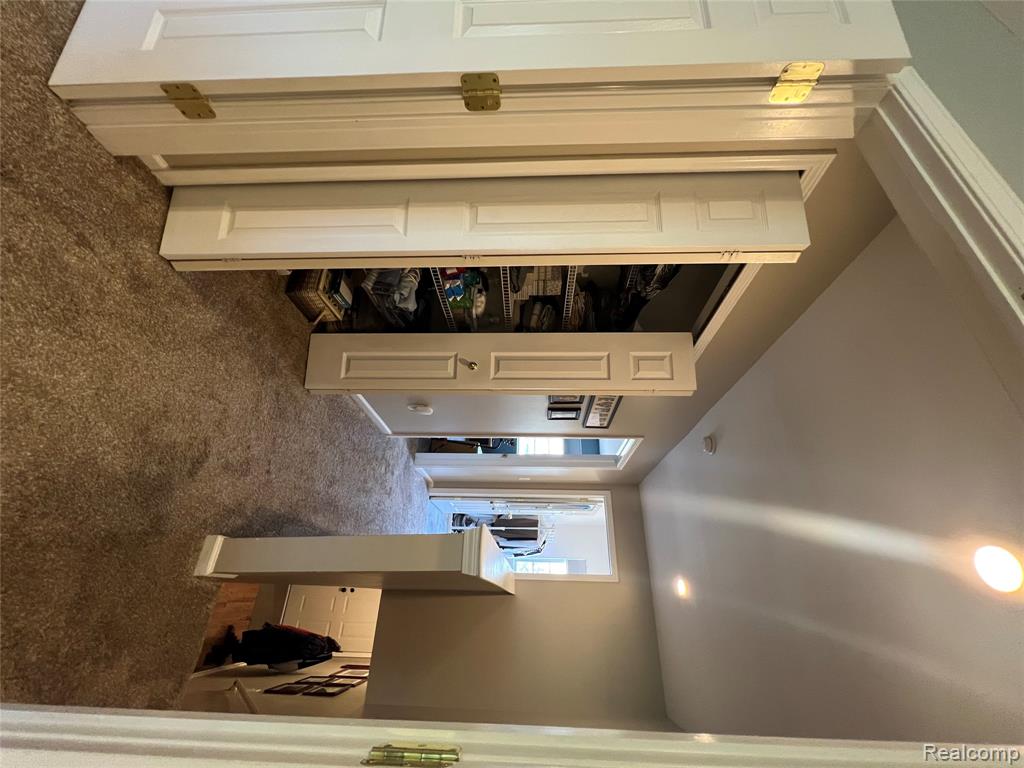 9065 Newport Way, 19, Livonia, MI 48150 — Photo 21