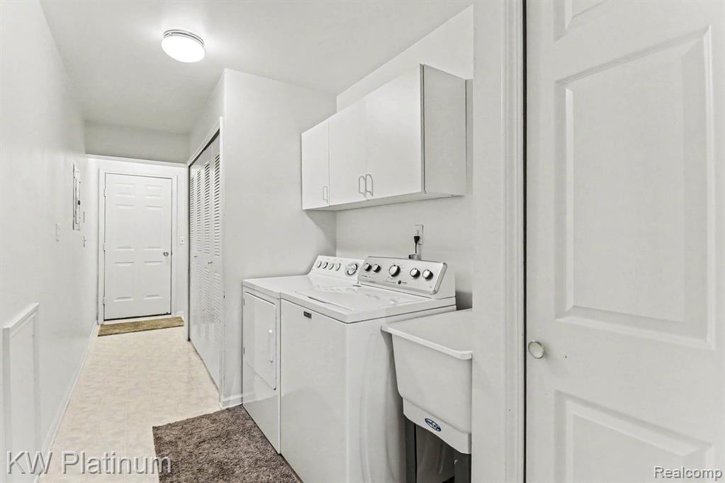 16531 Covington Drive, Clinton Twp, MI 48038 — Photo 16
