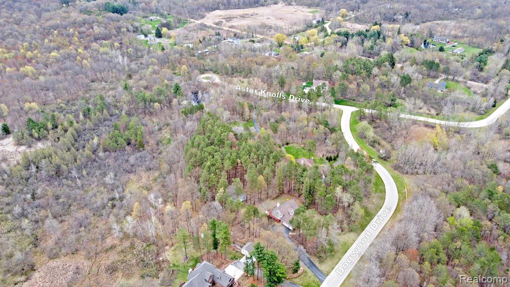503 BLUEBIRD Trail, Ortonville, MI 48462 — Photo 6