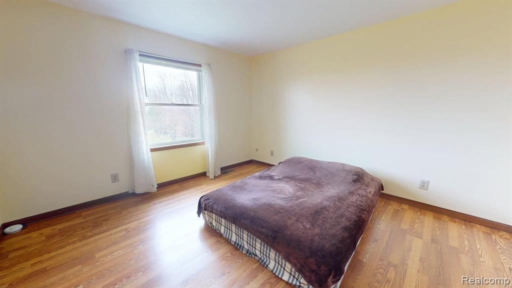 10691 COUNTY LINE Road, Milan, MI 48160 — Photo 16
