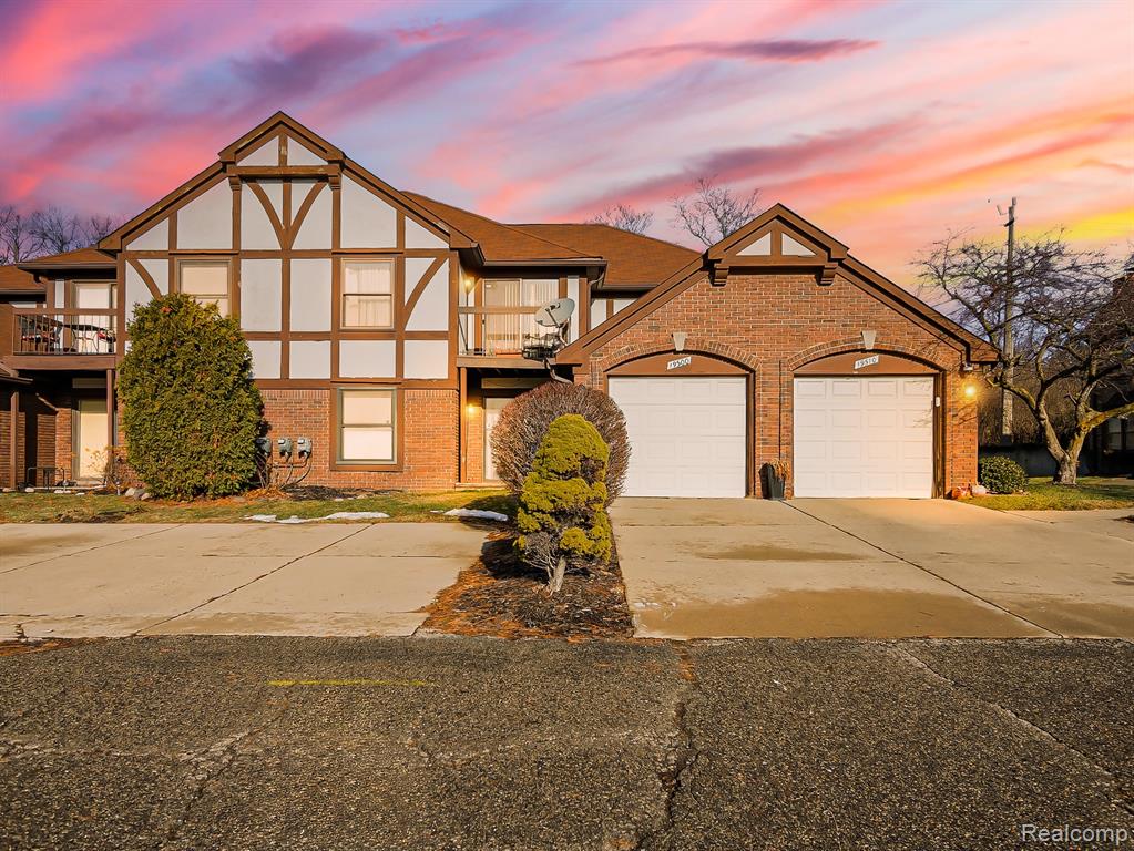 1215 Corporate Drive, Adrian, MI, 49221