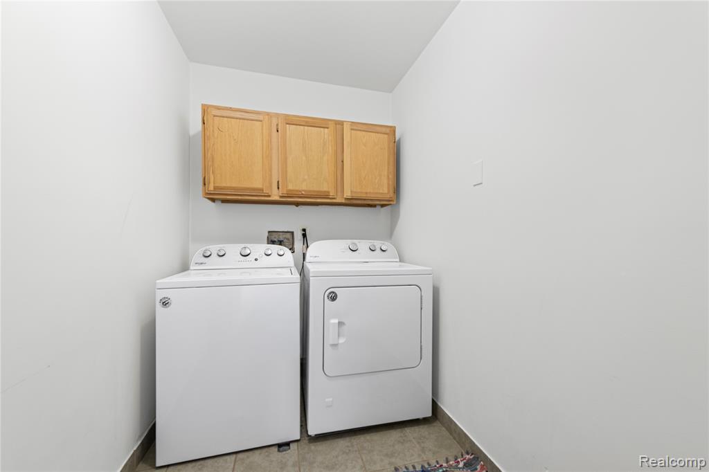 26734 Barrington Street, Madison Heights, MI 48071 — Photo 18