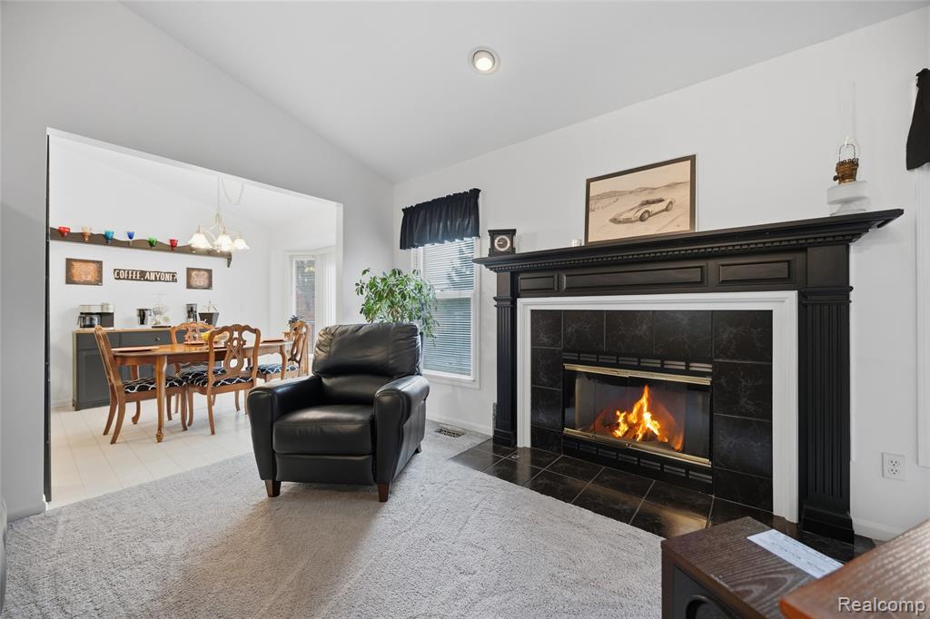 6670 Copper Creek Dr W, Washington, MI — Photo 12