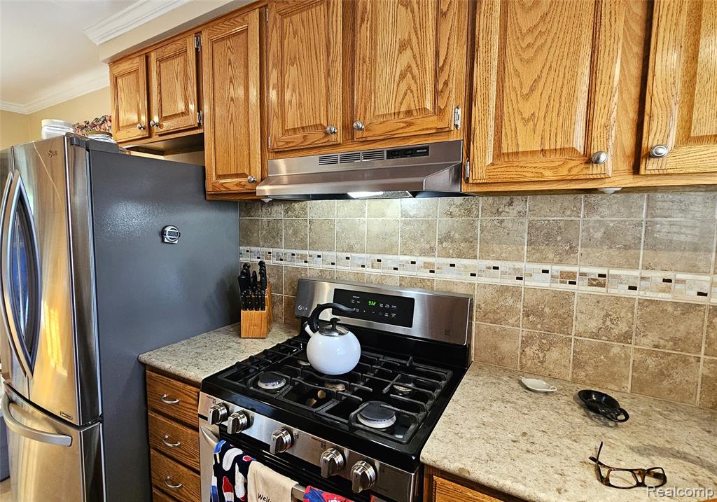708 Knight Street, Milford, MI 48381 — Photo 8