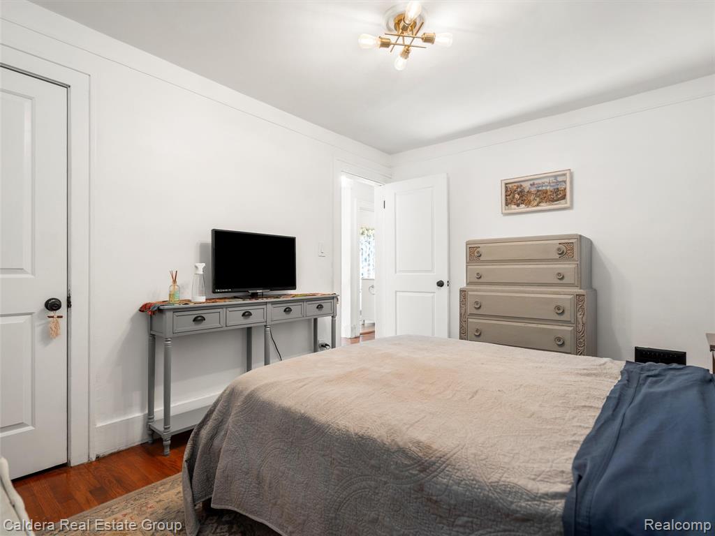 520 E Jarvis Avenue, Hazel Park, MI 48030 — Photo 16
