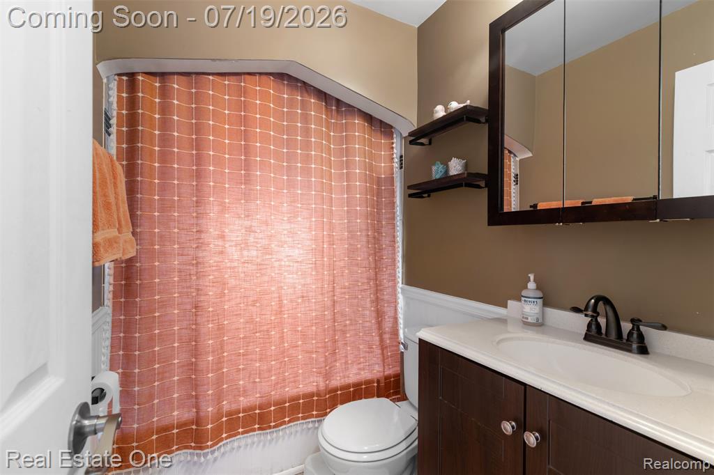 483 Kings Highway, Wyandotte, MI 48192 — Photo 14