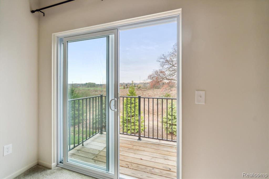 9804 RIDGE RUN Street, Howell, MI 48855 — Photo 15