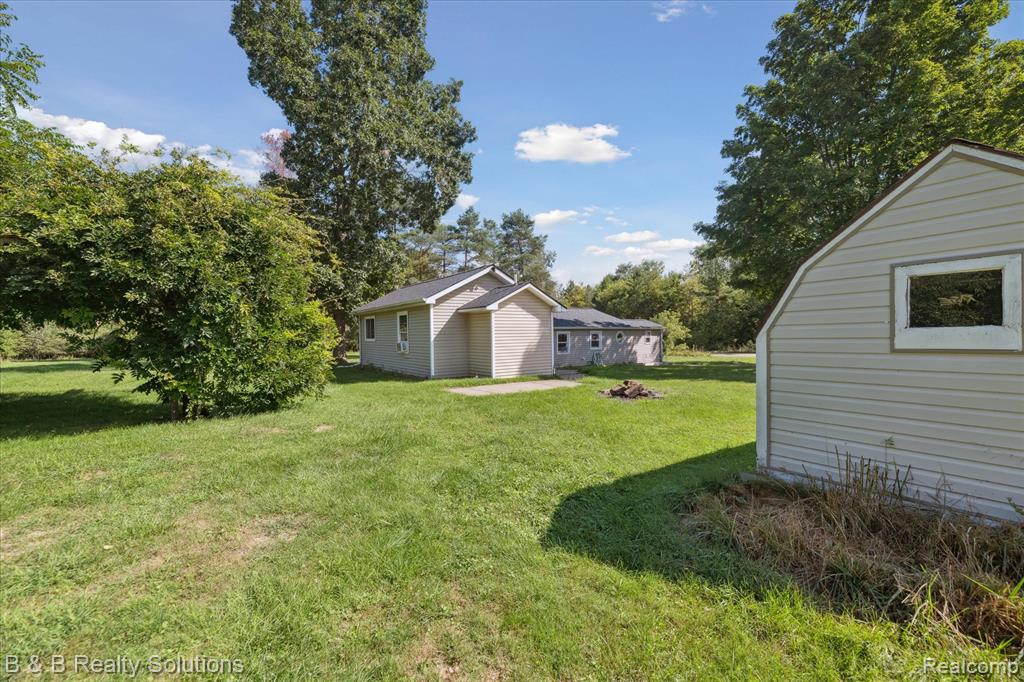 5159 Millis Road, North Branch, MI 48461 — Photo 33