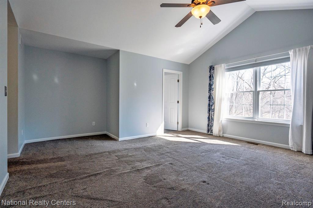 693 ABBINGTON Court, Howell, MI 48843 — Photo 22