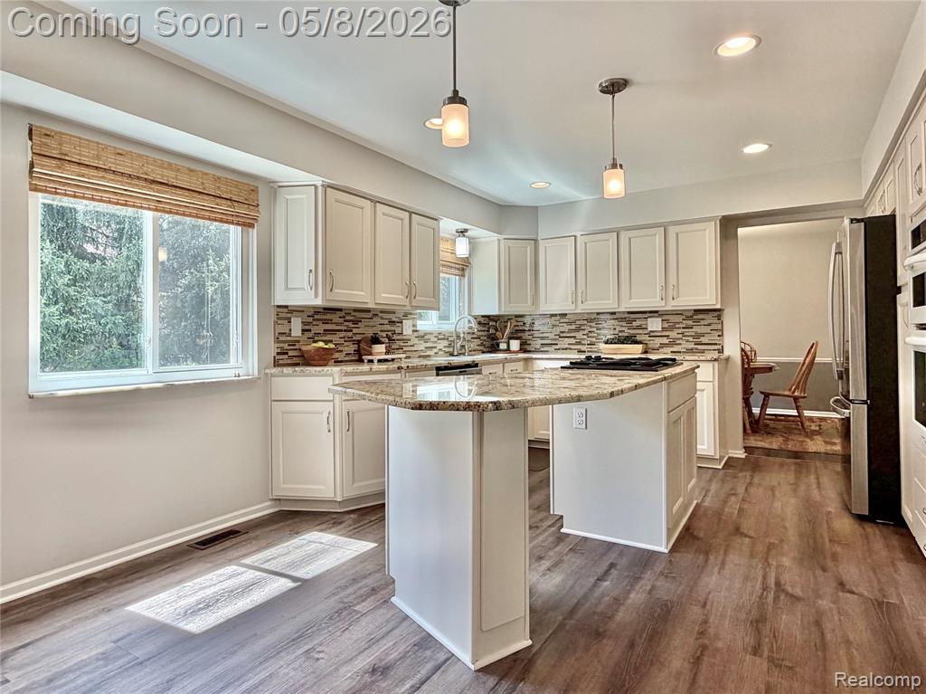 5028 Aintree Road, Rochester, MI 48306 — Photo 6