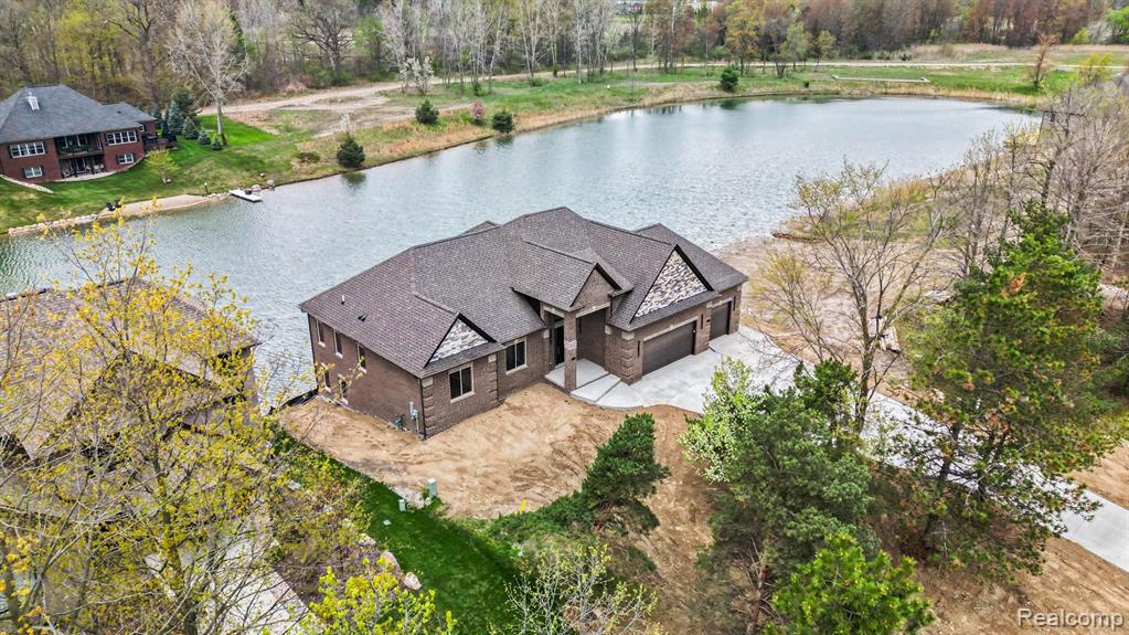 68503 Lake Angela Pointe, Richmond, MI 48062 — Photo 37