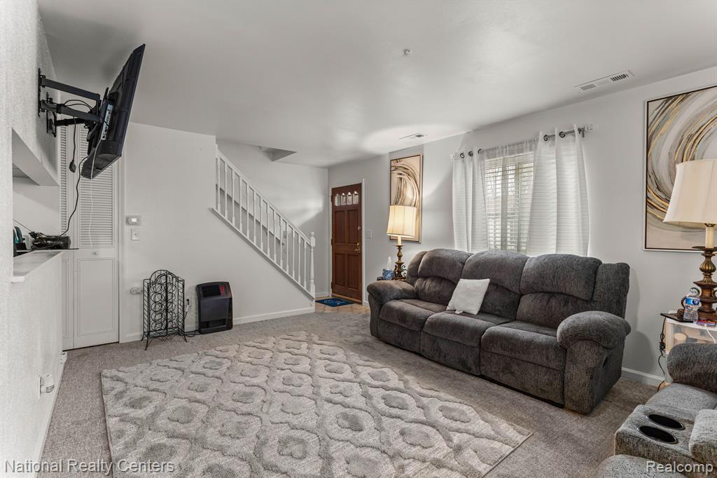 38068 SHERWOOD Street, Westland, MI — Photo 5