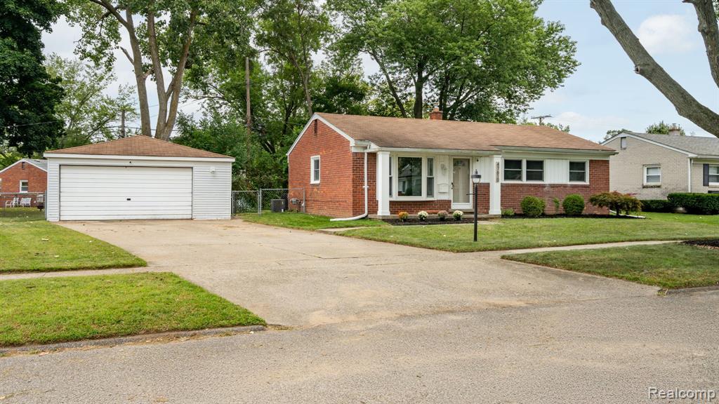 47610 Winthrop Street, Shelby Twp, MI 48317 — Photo 23