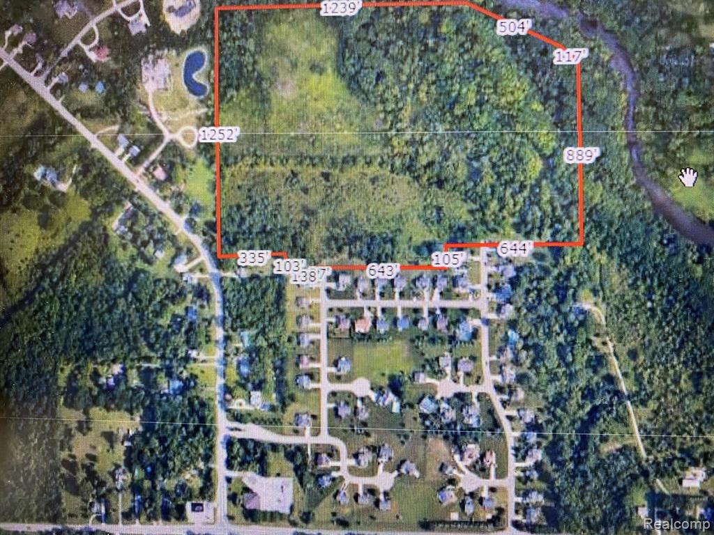 oo WALNUT CREEK Drive, Flint, MI 48532 — front exterior