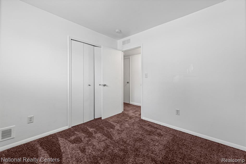 19861 Vermander Avenue, Clinton Twp, MI 48035 — Photo 22