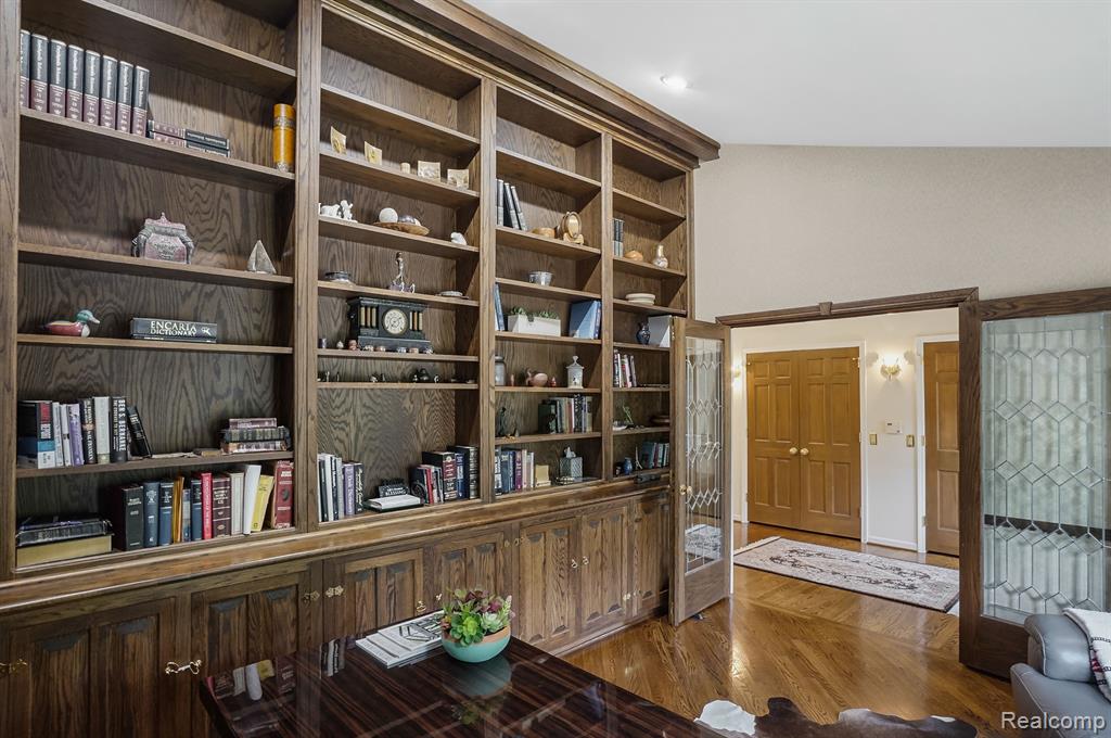 72 Vaughan Ridge Road, Bloomfield Hills, MI 48304 — Photo 9