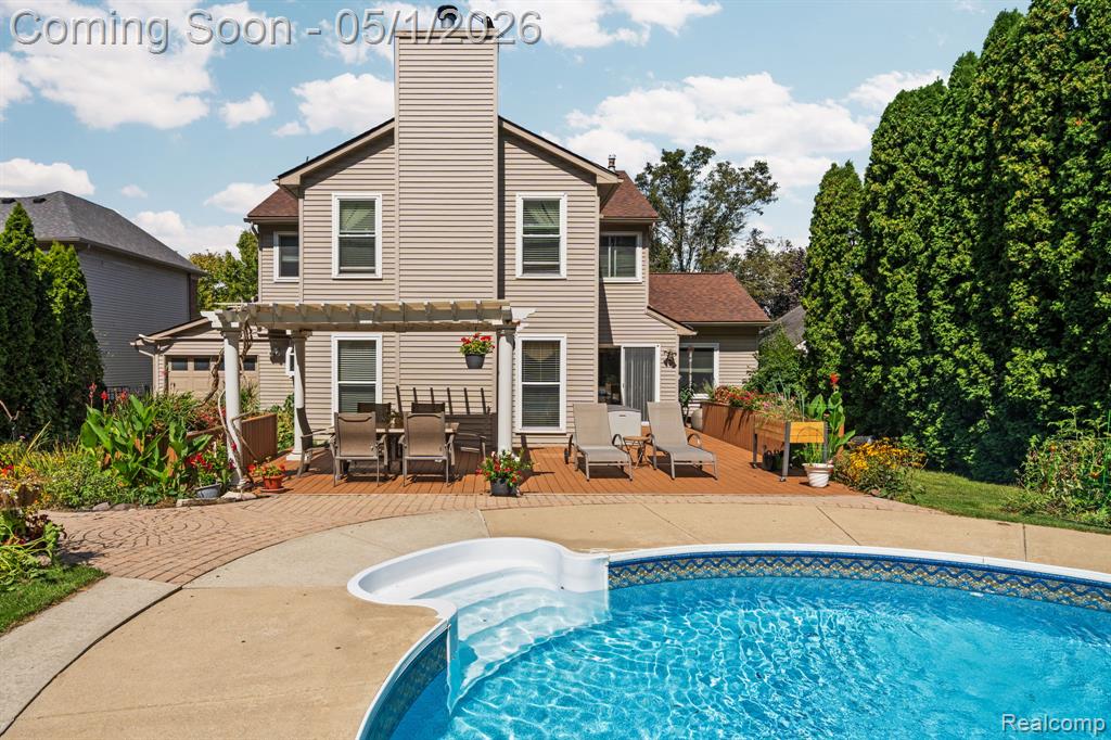 1861 Twin Sun Circle, Walled Lake, MI 48390 — Photo 3