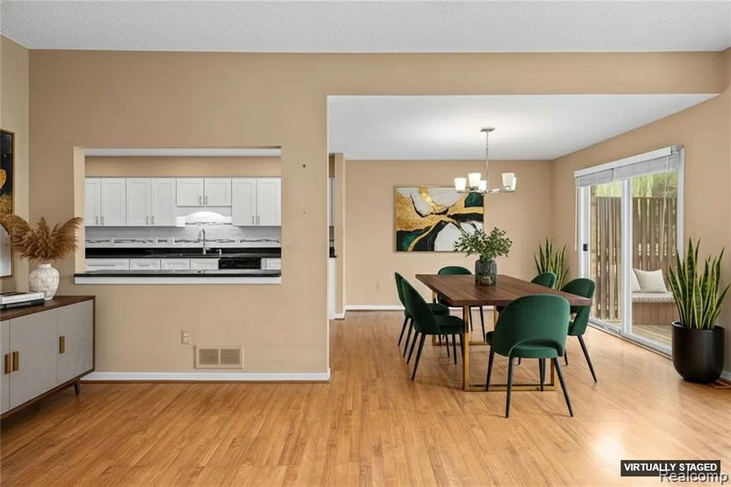 6607 Westbrooke Court, West Bloomfield, MI — Photo 8