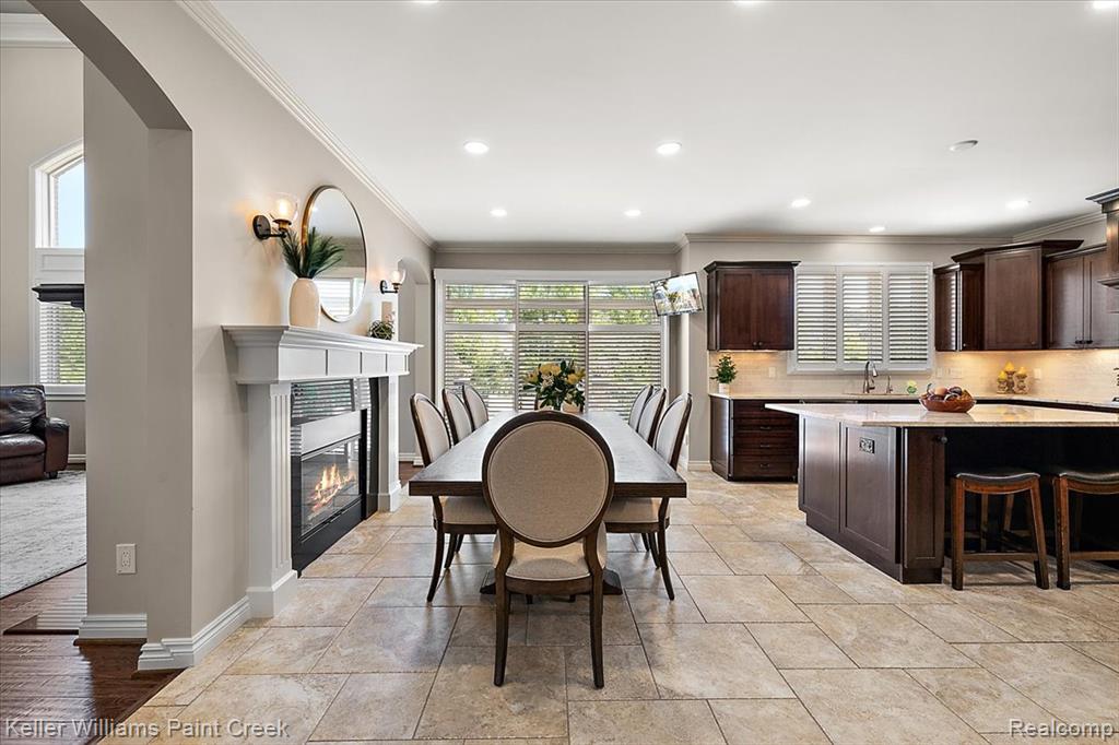 5343 Carlisle Court, Rochester, MI 48306 — Photo 9