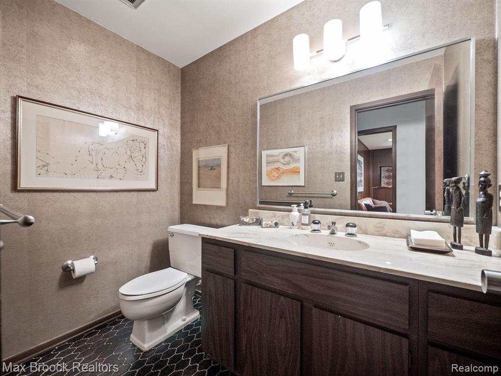 7448 STONY RIVER Court, Bloomfield Hills, MI 48301 — Photo 16