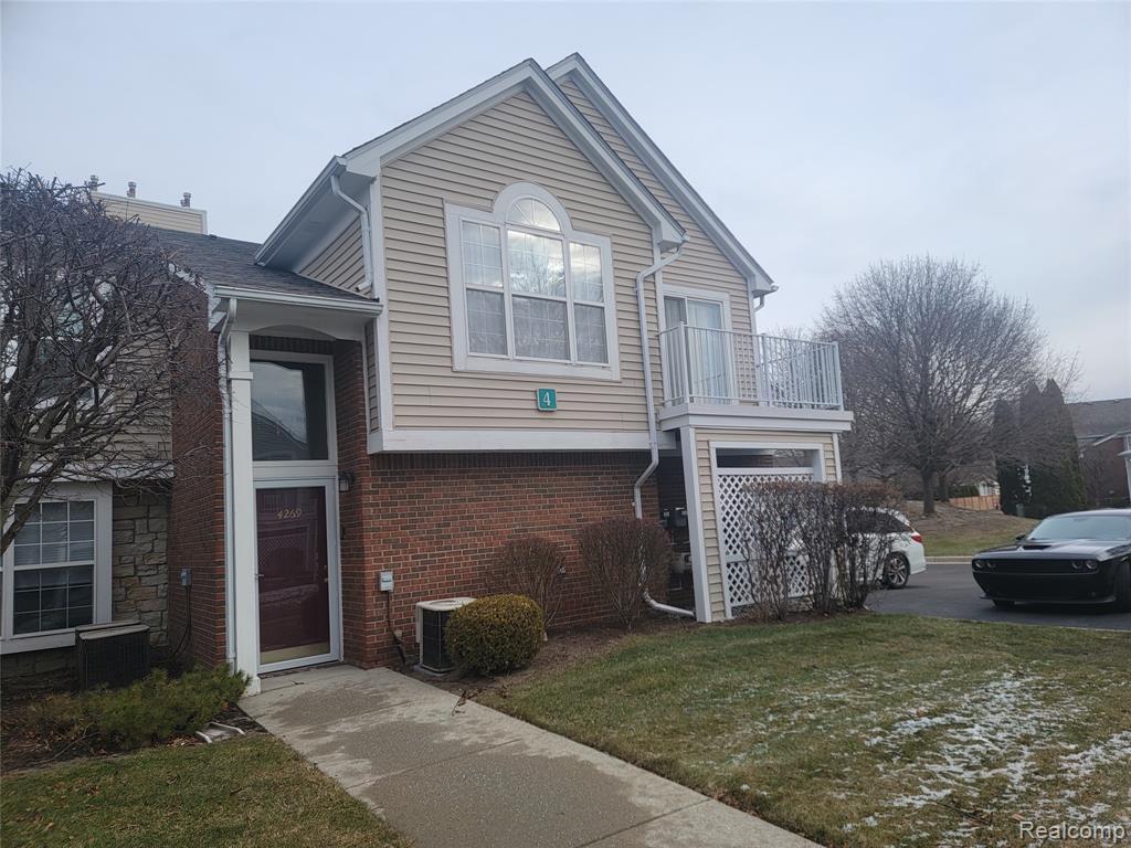 4269 Berkshire Drive, Sterling Heights, MI 48314 — Photo 2