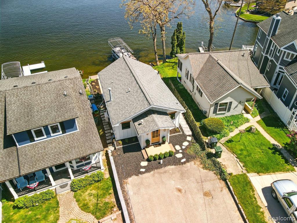 807 PINE TREE Road W, Lake Orion, MI 48362 — Photo 39