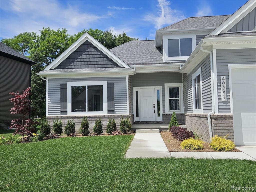 49287 London Bridge Drive, Macomb, MI 48044 — Photo 2