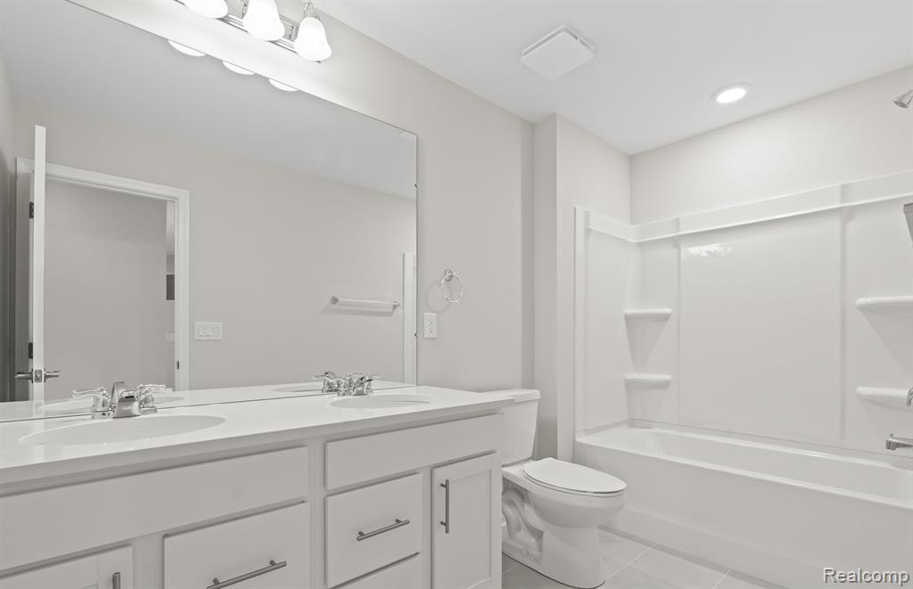 850 KUSS Drive, Saline, MI 48176 — Photo 15