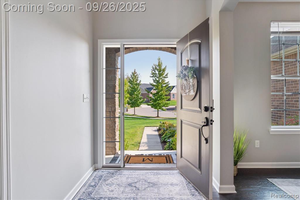 62249 Keeneland Court, South Lyon, MI 48178 — Photo 2