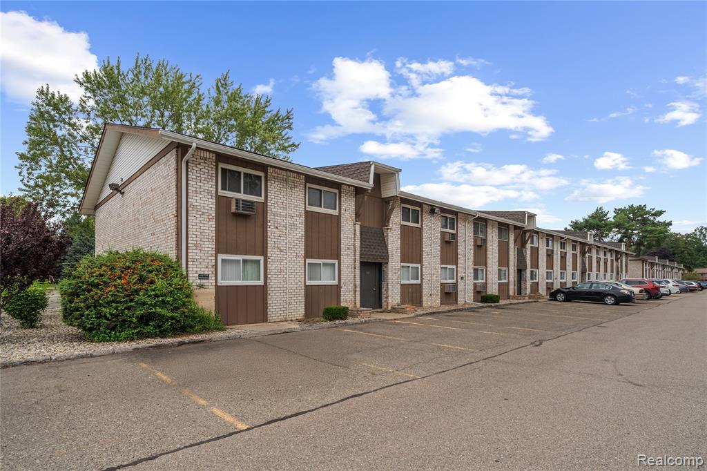 7355 Woodview Street, 4, Westland, MI