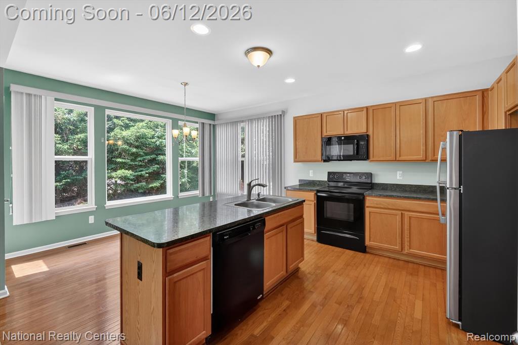 59697 TWIN PINES Drive, New Hudson, MI 48165 — Photo 16