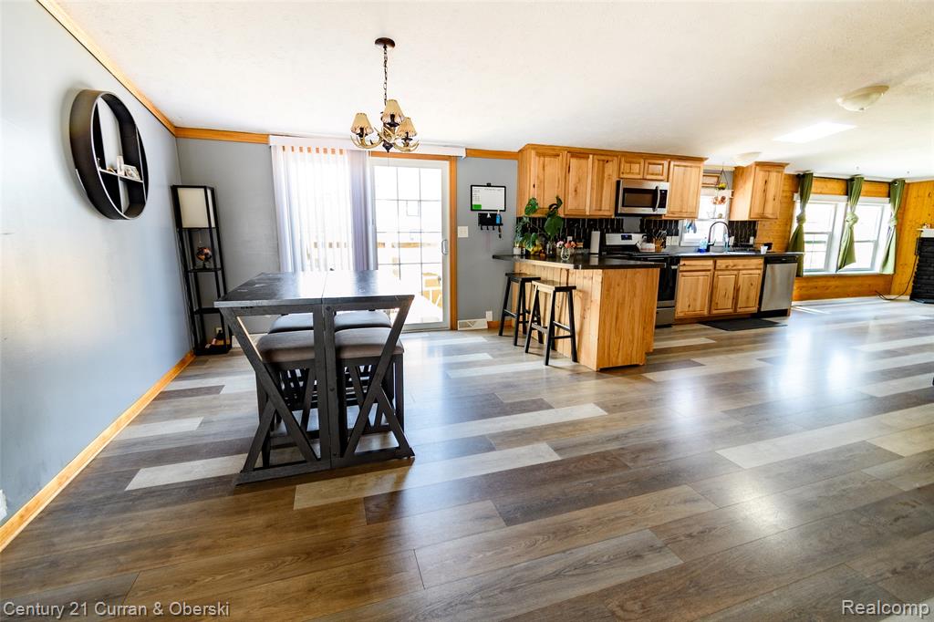 13045 Strong Boulevard, South Rockwood, MI — Photo 5