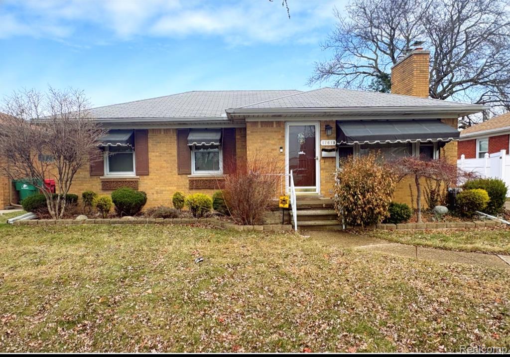 17619 Sprenger Avenue, Eastpointe, MI 48021 — front exterior