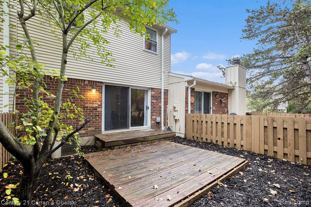 5840 Northfield Parkway, Troy, MI 48098 — Photo 16