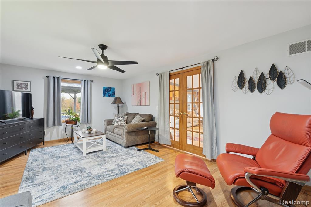 7233 W Lange Road, Fowlerville, MI 48836 — Photo 18