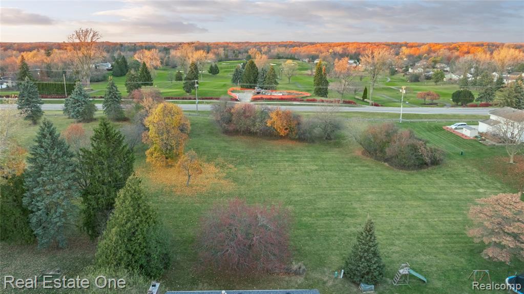5426 N Piccadilly, West Bloomfield, MI — Photo 65
