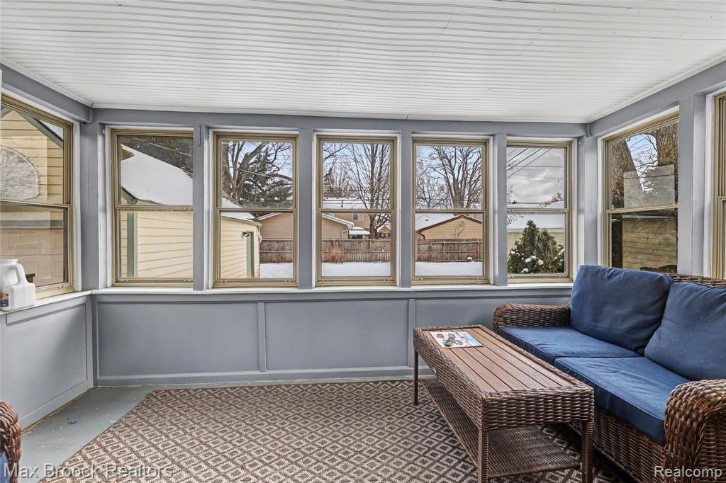 823 McLean Avenue, Royal Oak, MI 48067 — Photo 17
